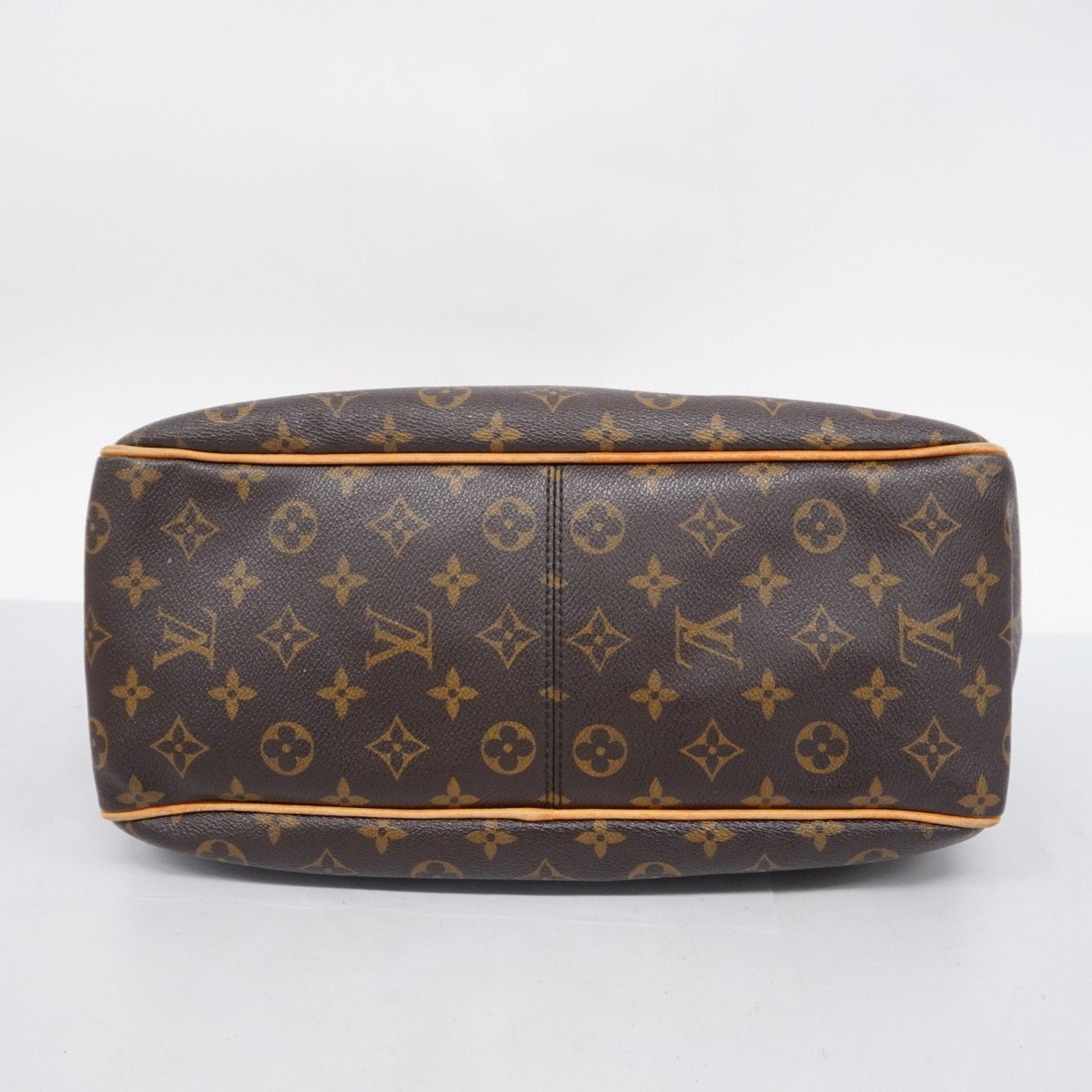 Louis Vuitton Shoulder Bag