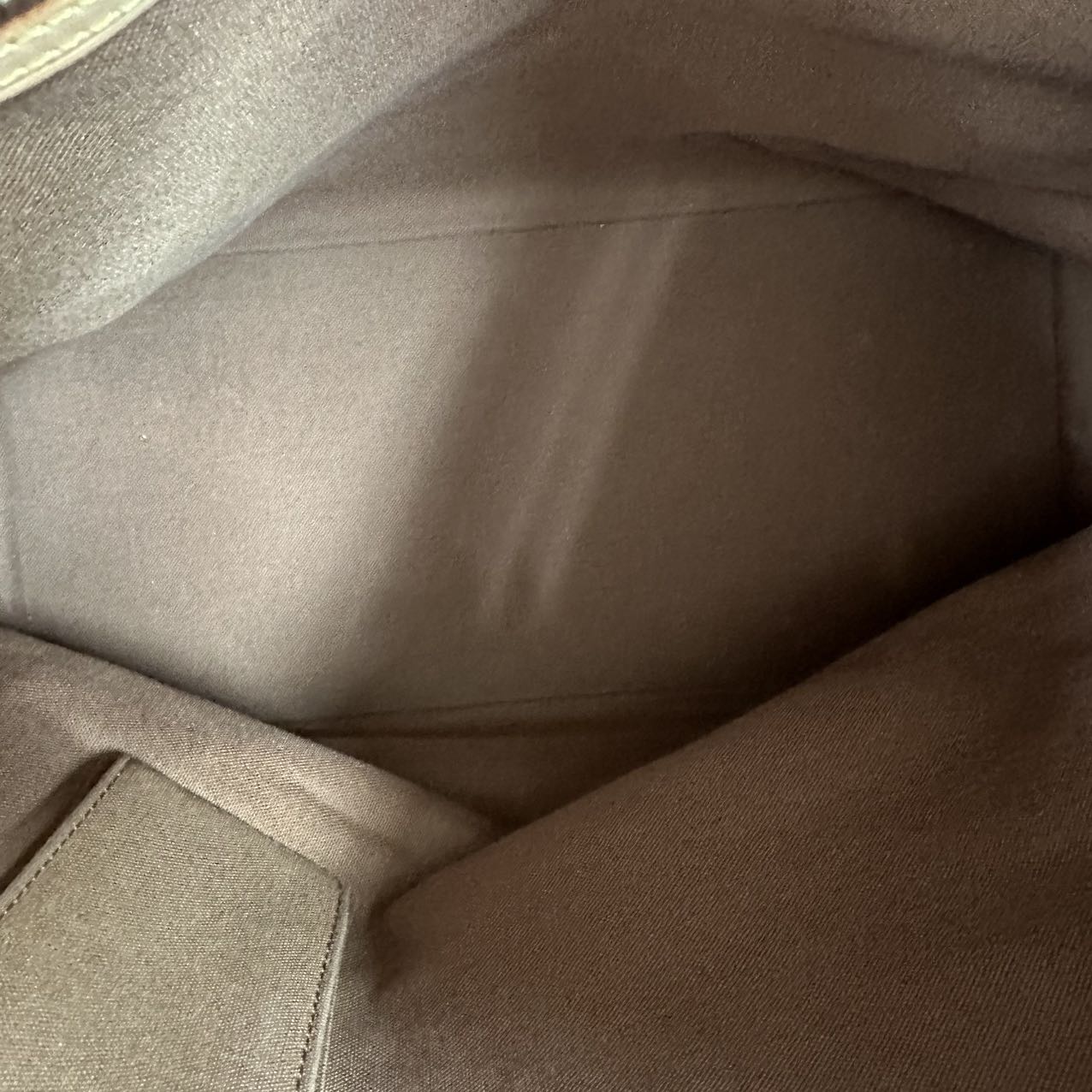LOUIS VUITTONMonogram Tote Bag