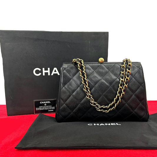 Chanel MatelassÃ© Matte Caviar Skin Shoulder Bag