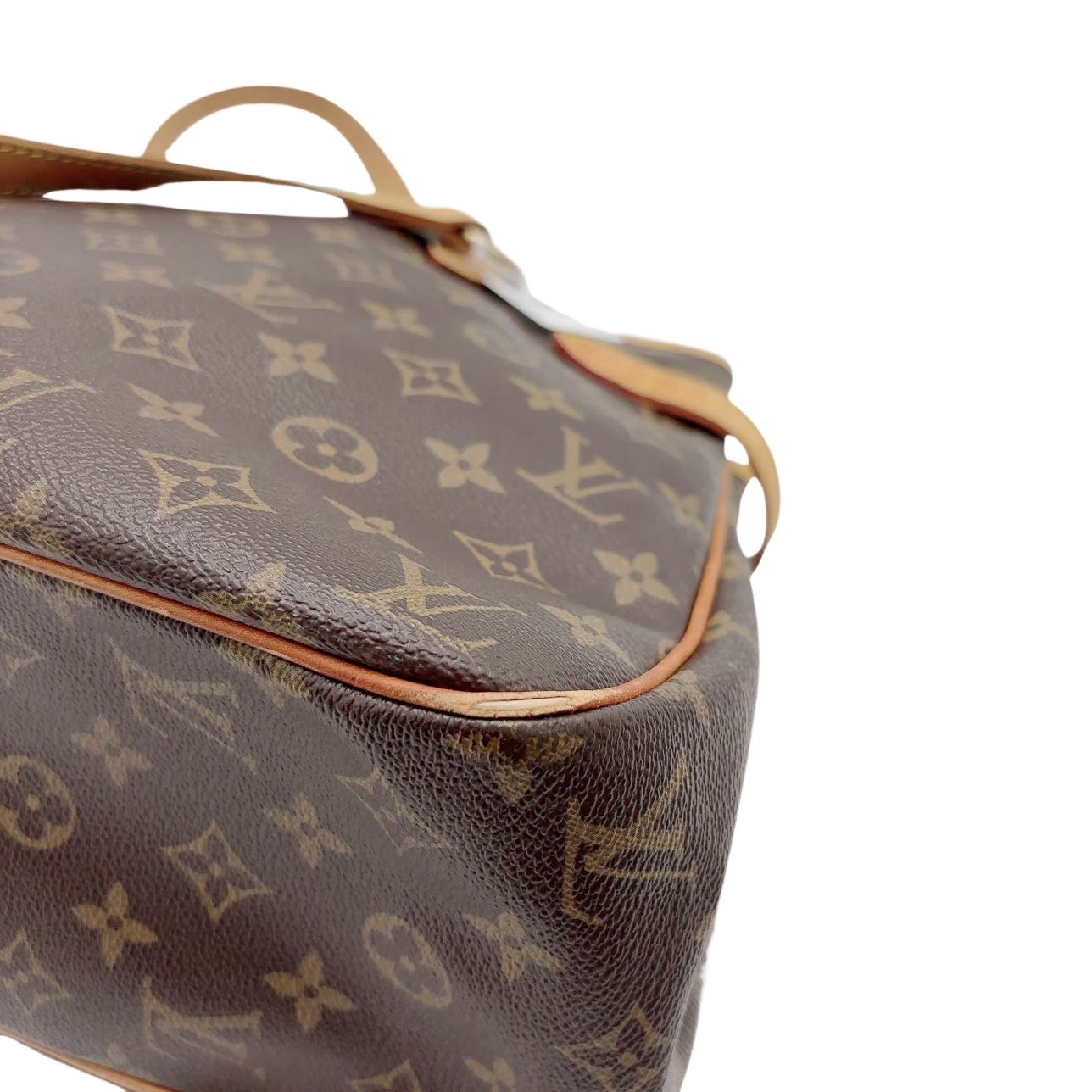 LOUIS VUITTON  Batignolles