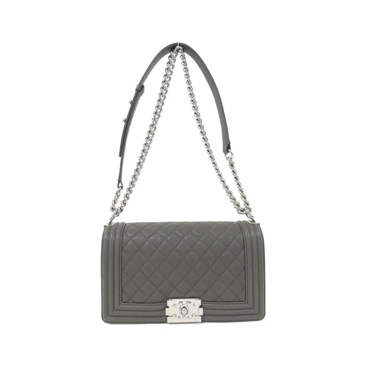 Chanel Boy Chanel Line 67086 Shoulder Bag