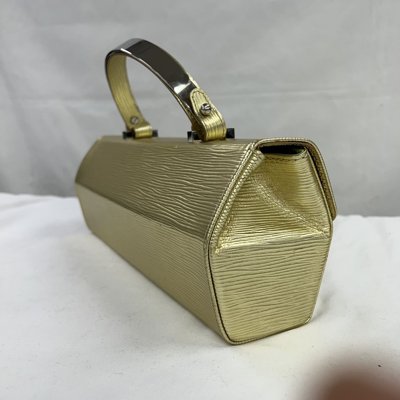LOUIS VUITTON Galaxia Gold