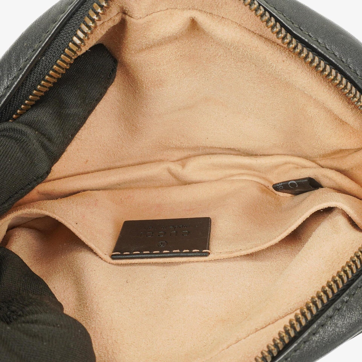 Gucci Black Leather GG Marmont Belt Bag
