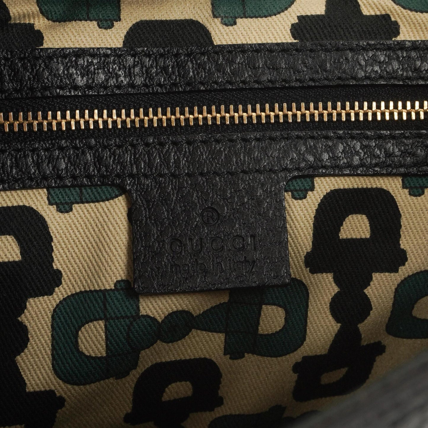 Gucci Jackie Medium Vintage Black Leather Shoulder Bag