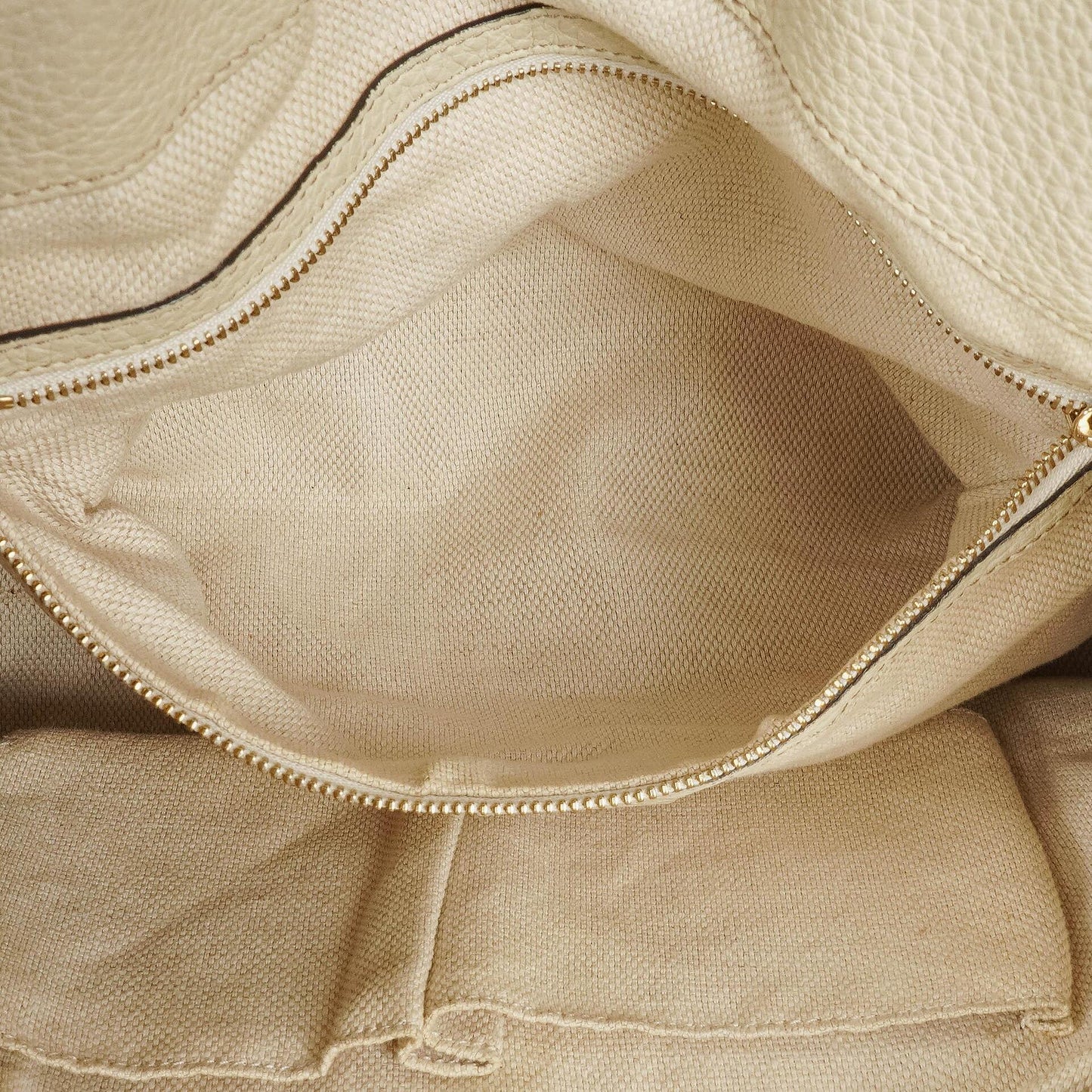 Gucci Soho Pebbled Calfskin Chain Tote Bag