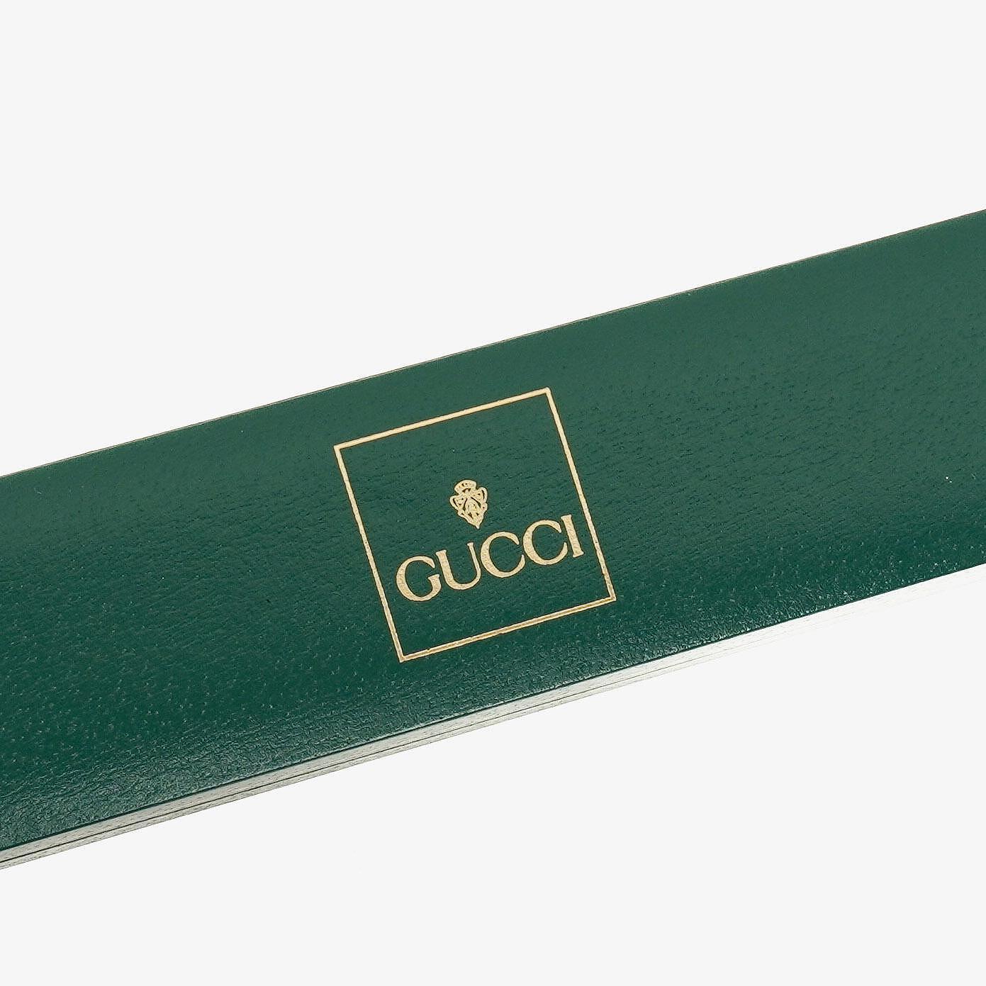 Gucci Two-Tone Stainless Steel 9000L Women's Wristwatch 25 mm