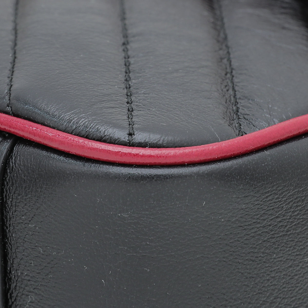 Gucci Leather Shoulder Bag