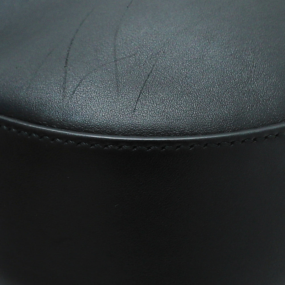 Gucci Leather Shoulder Bag