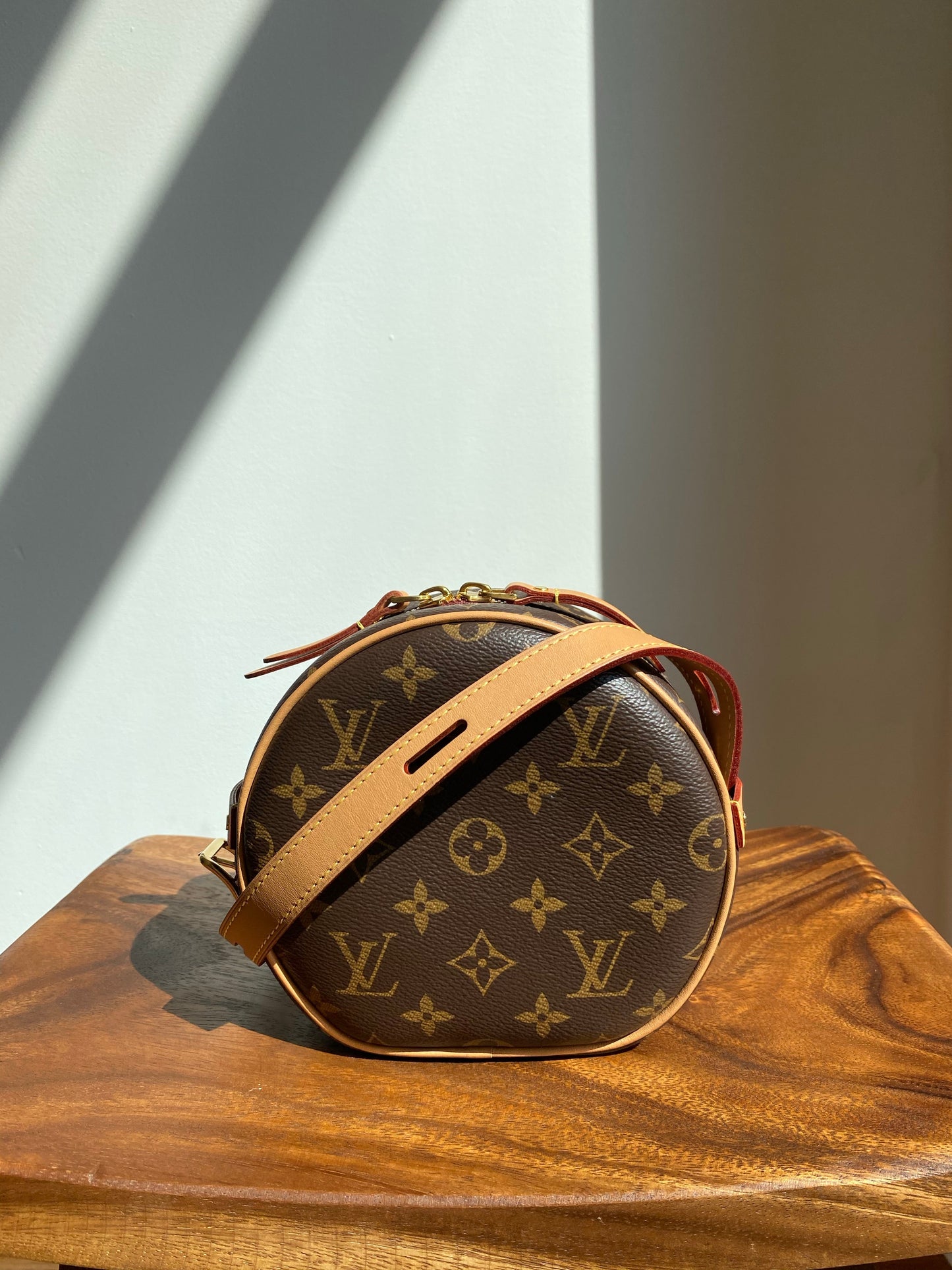 Louis Vuitton | Boite Chapeau Souple PM Crossbody