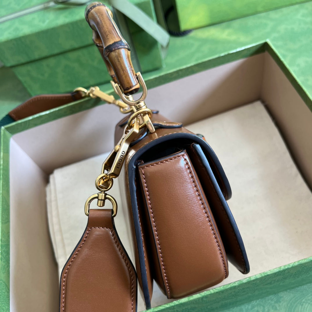 Gucci Bamboo Leather Shoulder Bag Style 10