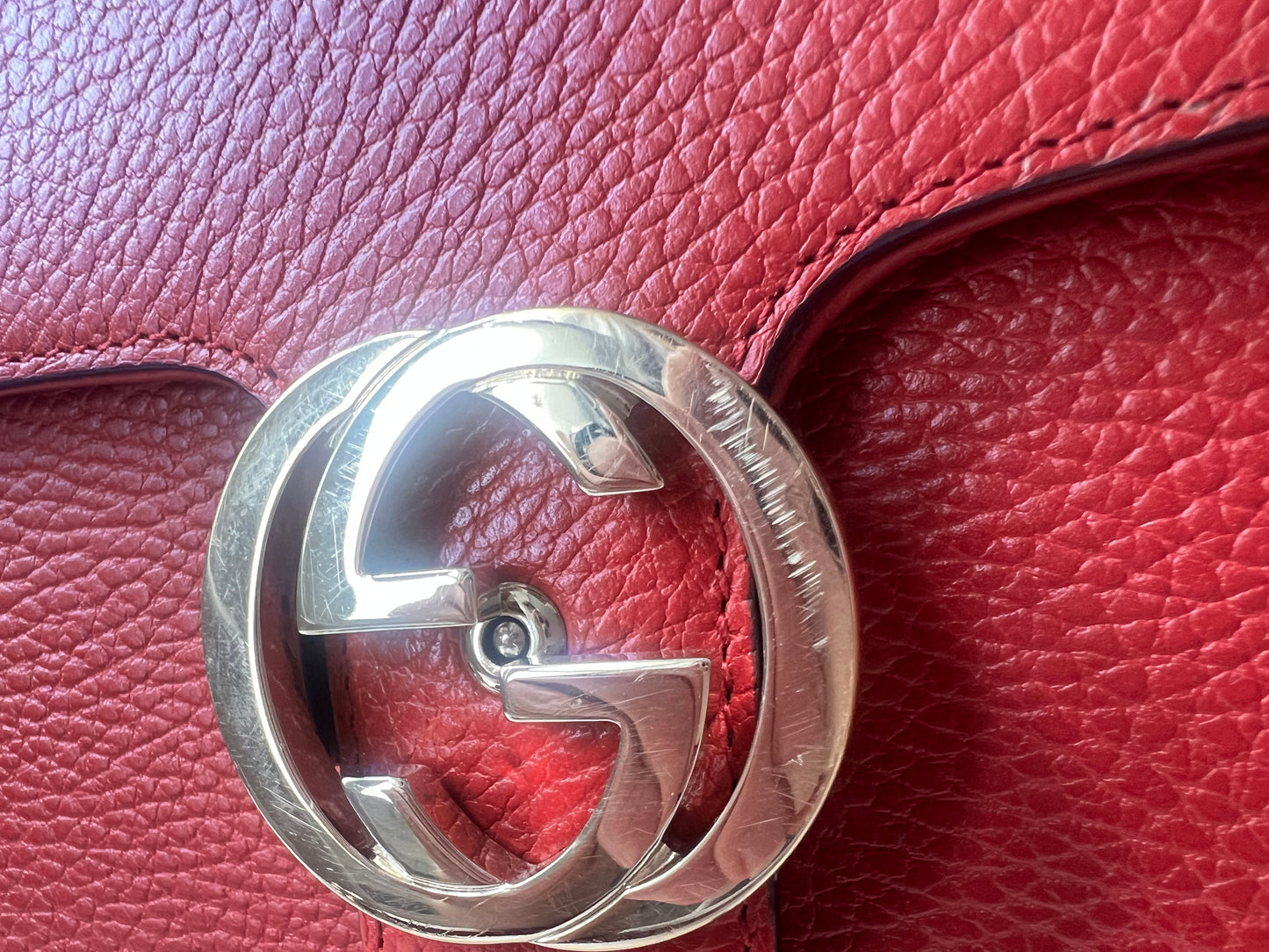 Gucci Chain Leather Shoulder Bag