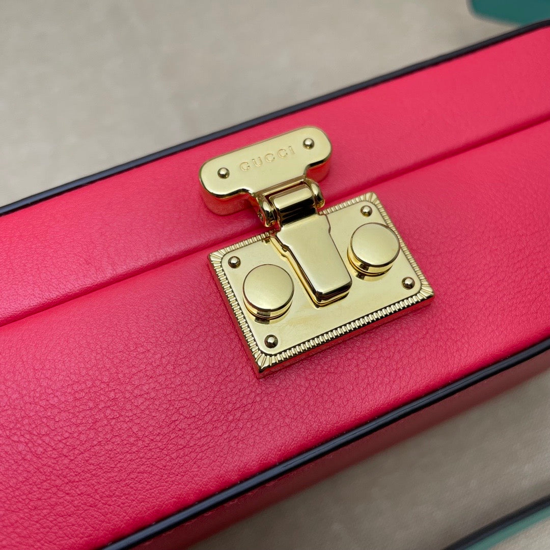 Gucci Interlocking G Leather Shoulder Bag Style 2