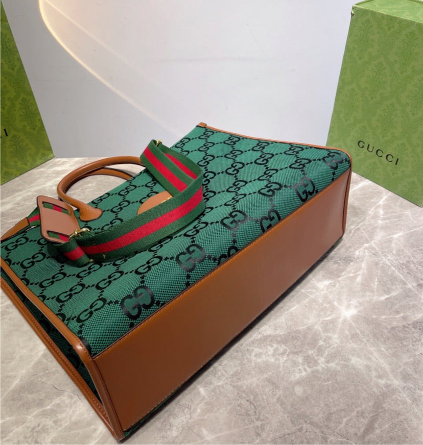 Gucci Woman Handbag Style 6