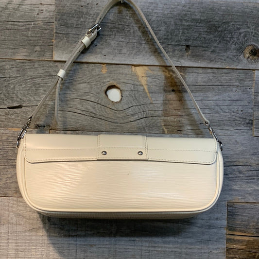 Louis Vuitton Montaigne Epi Pochette Bag