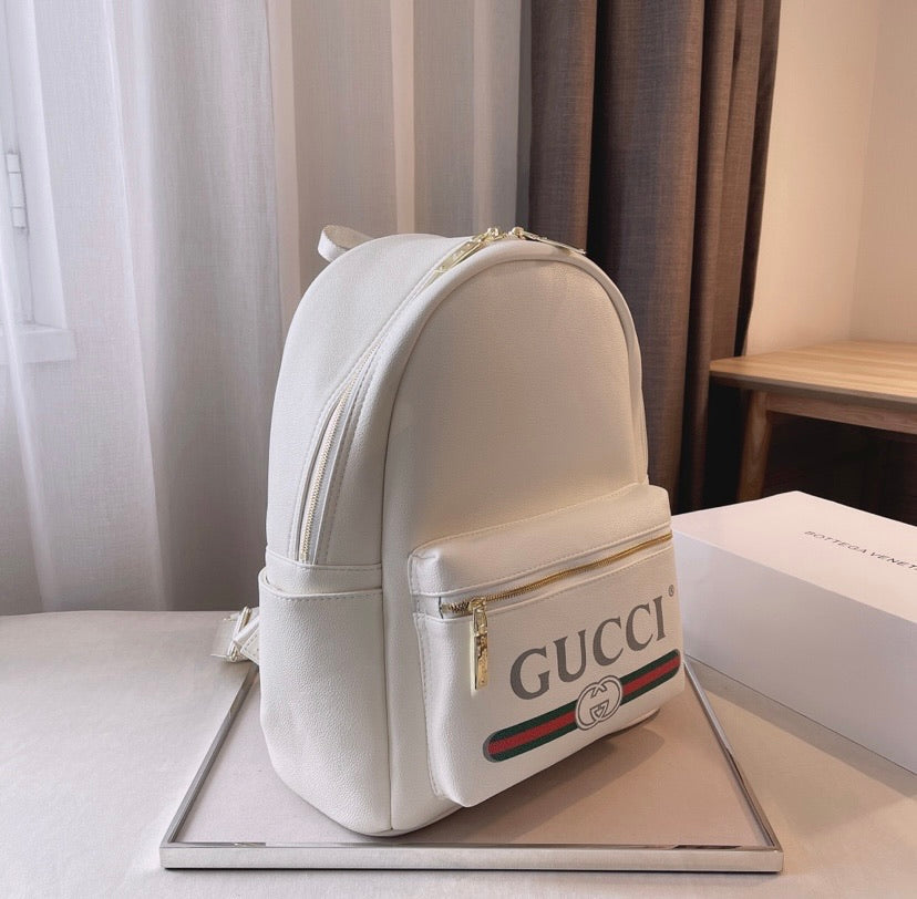 Gucci Leather Handbag Style 9