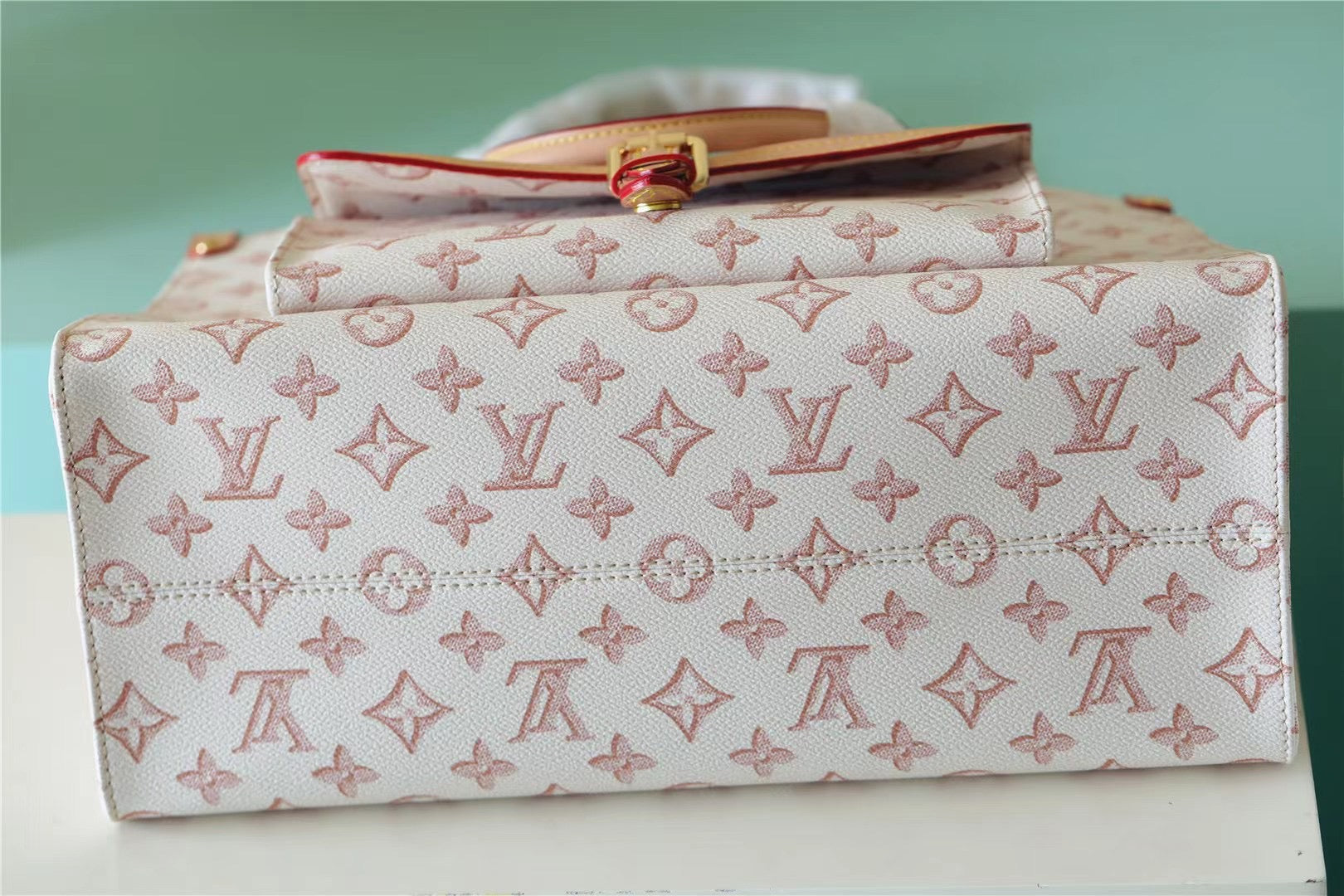 Louis Vuitton MM Bag