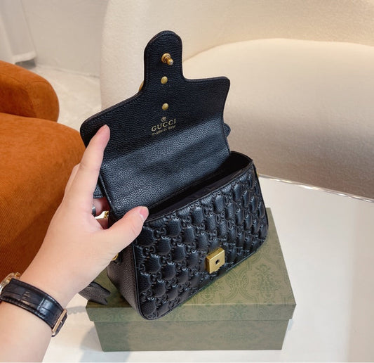 Gucci Black Crossbody Style 2