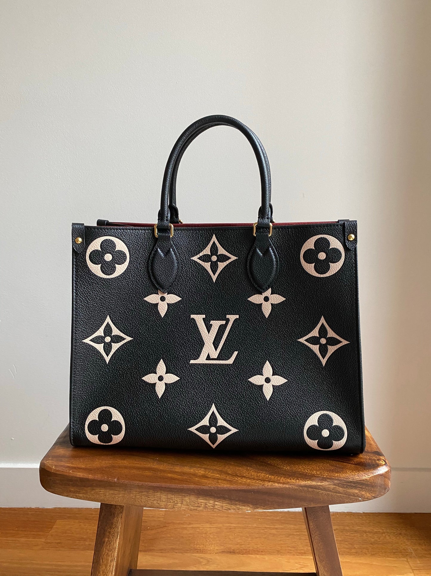 Louis Vuitton Empreinte OnTheGo GM Tote