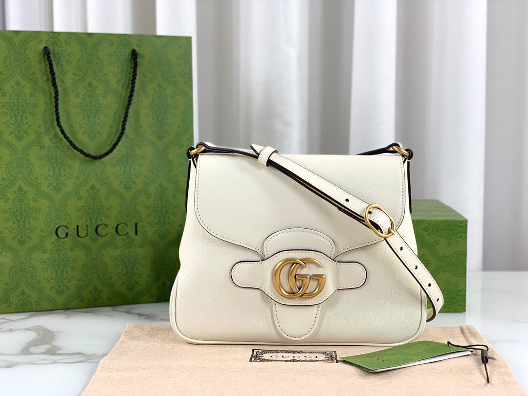 Gucci Leather Shoulder Bag Style 65