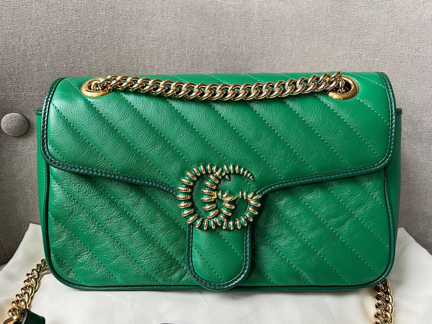 Gucci Lou Chain Leather Shoulder Bag