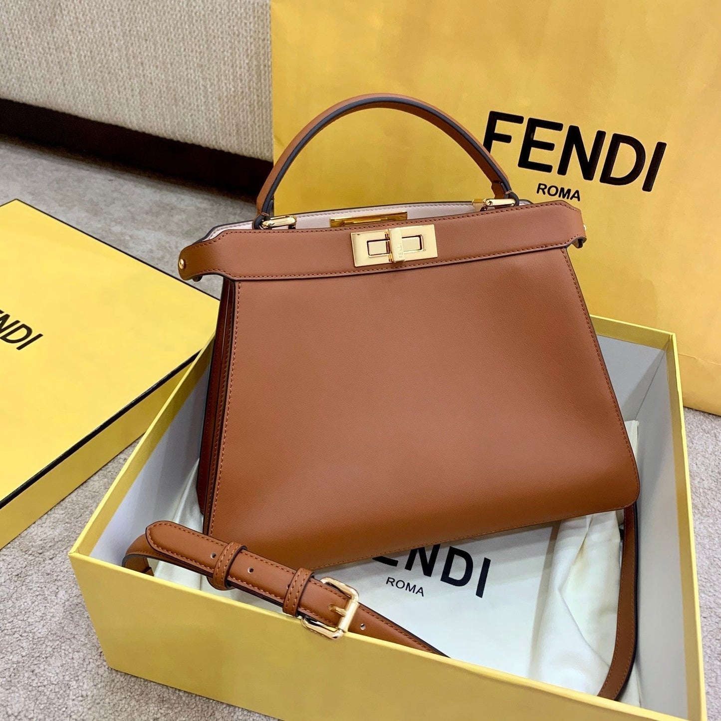 Fendi Peekaboo Small iseeu Bag