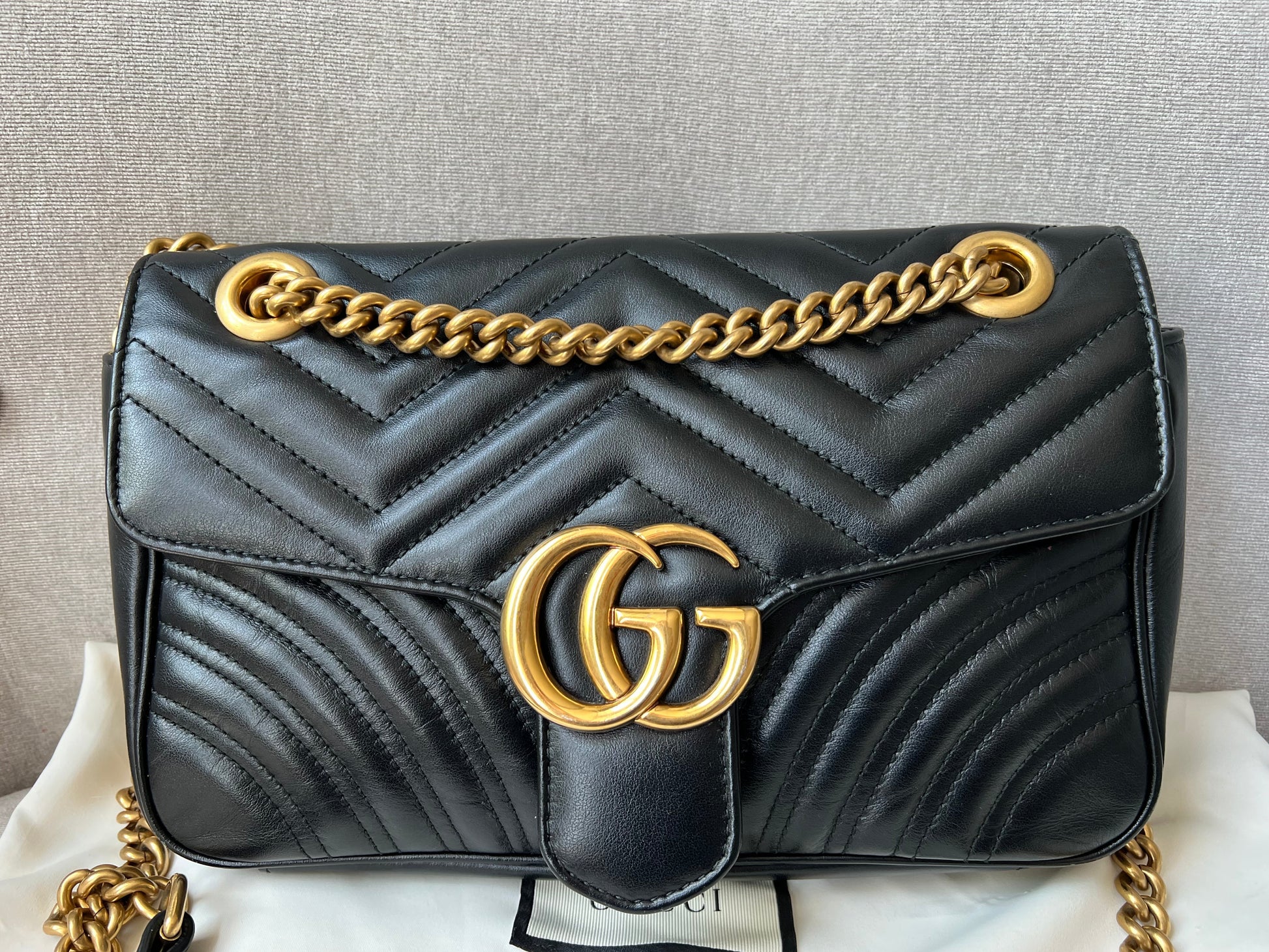 Gucci Chain Leather Shoulder Bag