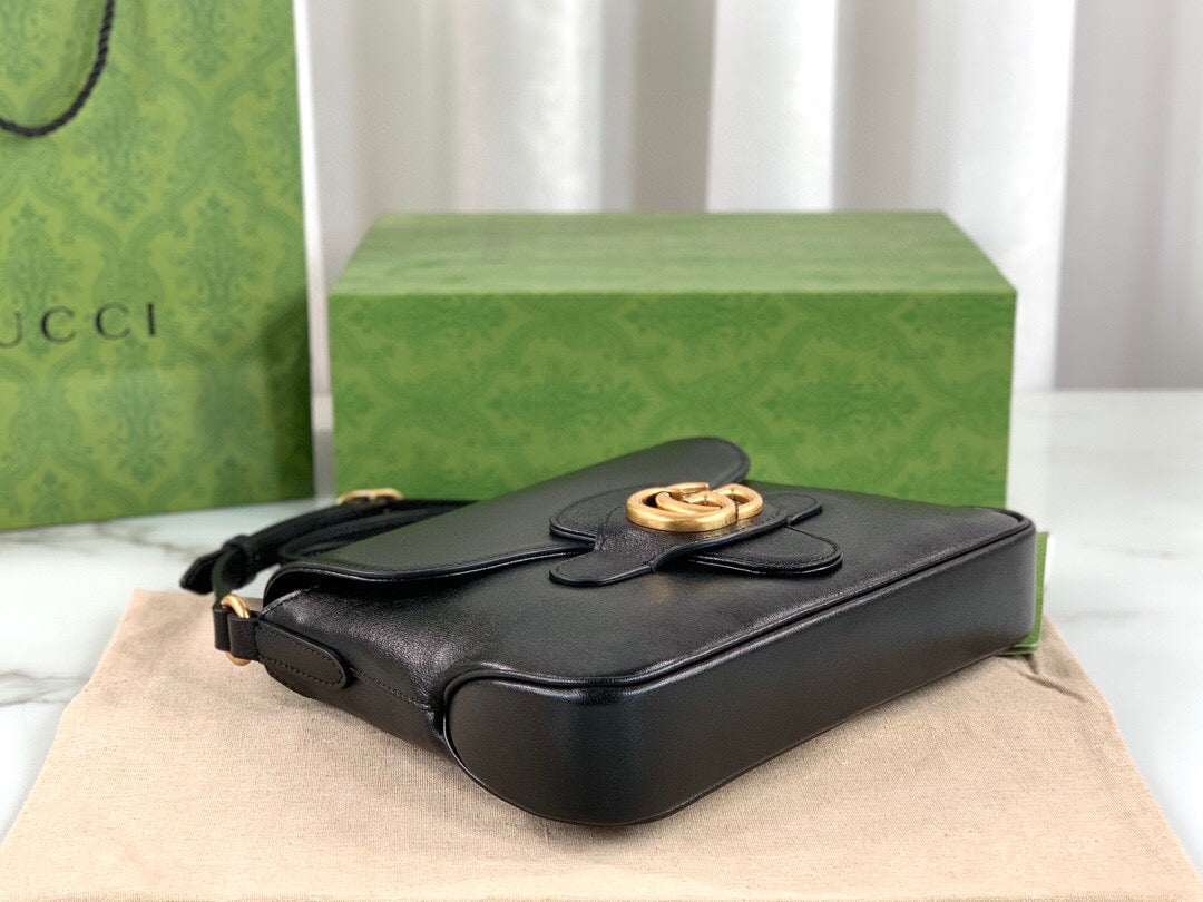 Gucci Leather Shoulder Bag Style 66