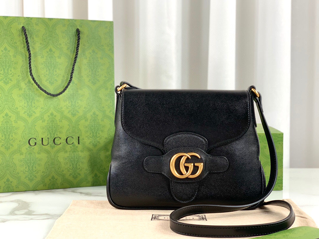 Gucci Leather Shoulder Bag Style 33