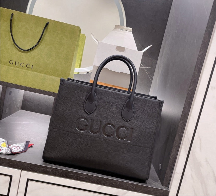 Gucci Black Handbag Style 5