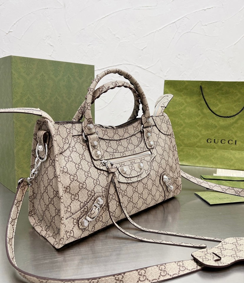 Gucci Leather Tote Style 27