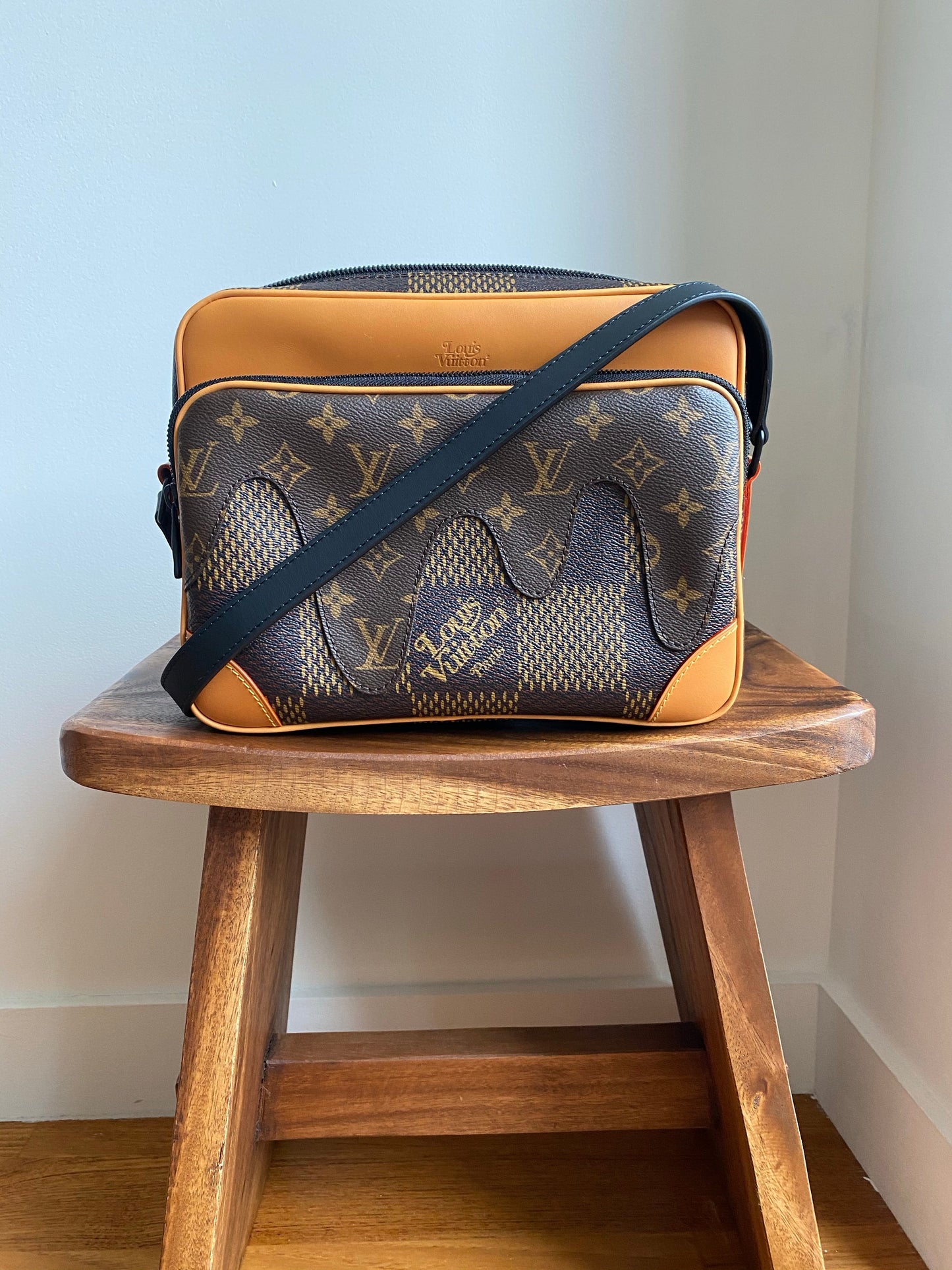 Louis Vuitton | Nigo Nil Messenger Crossbody