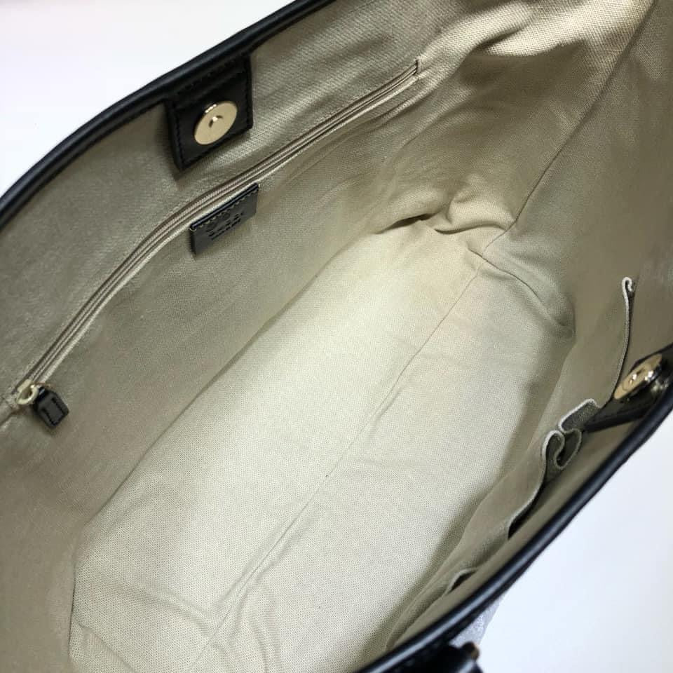 Gucci GG Supreme Leather Shoulder Bag Style 3