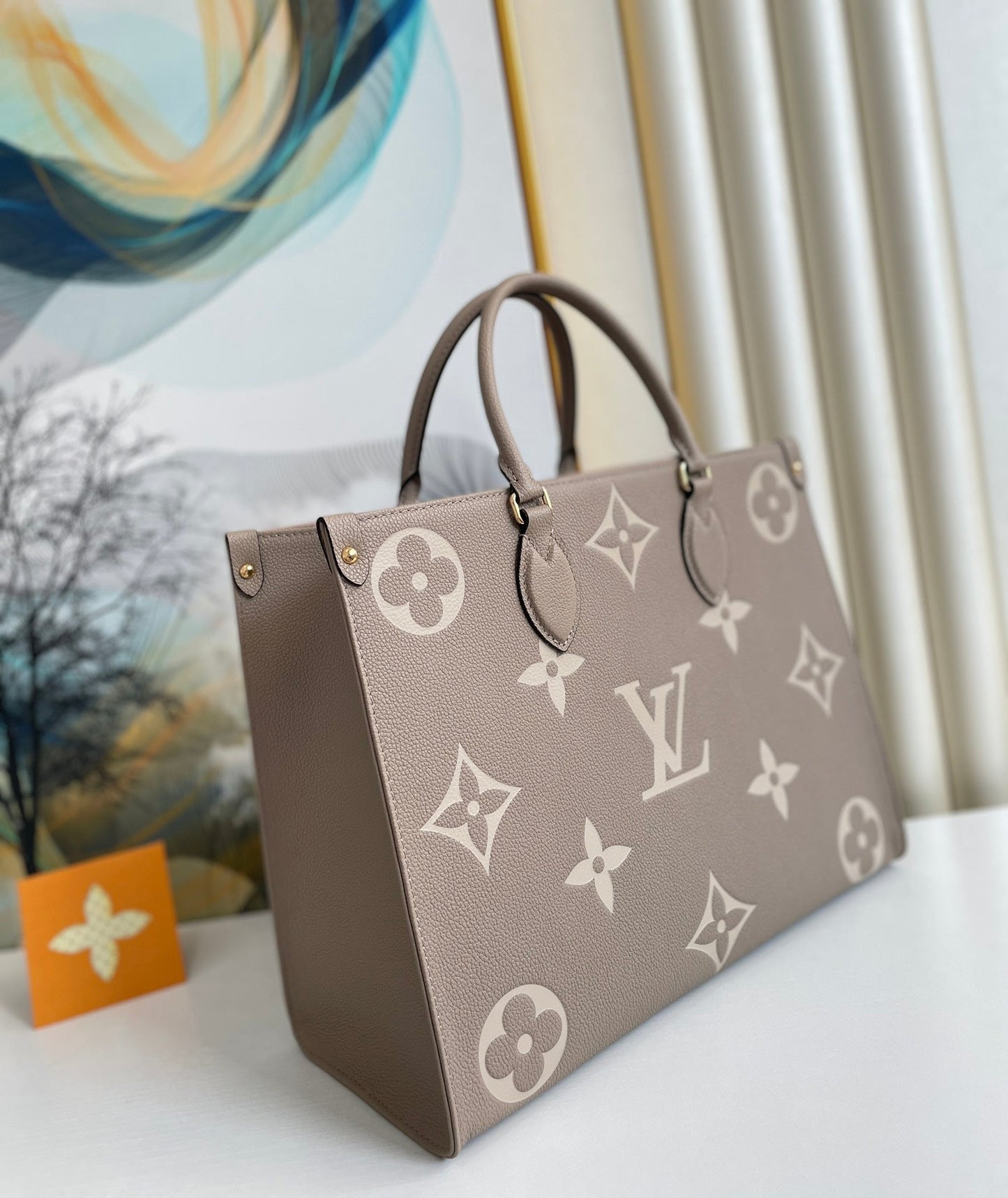 Louis Vuitton MM Tote Bag