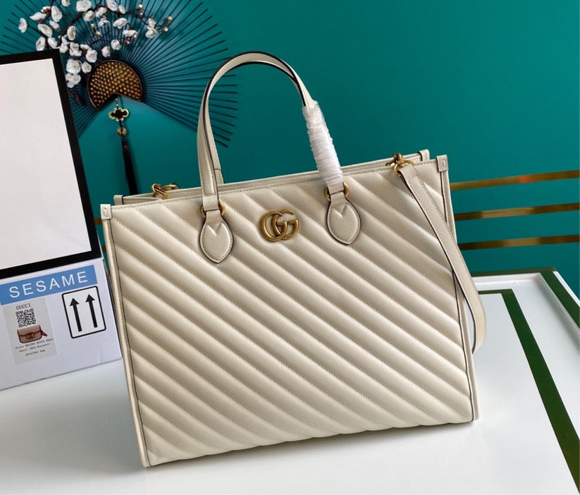 Gucci Large Woman Handbag Style 2