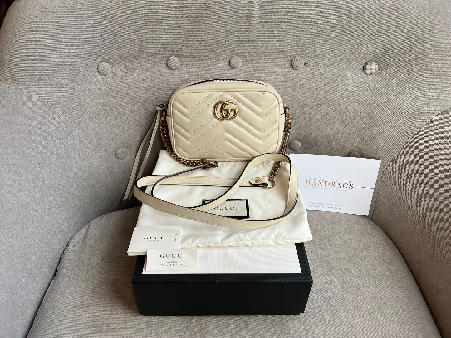 Gucci Chain Leather Shoulder Bag
