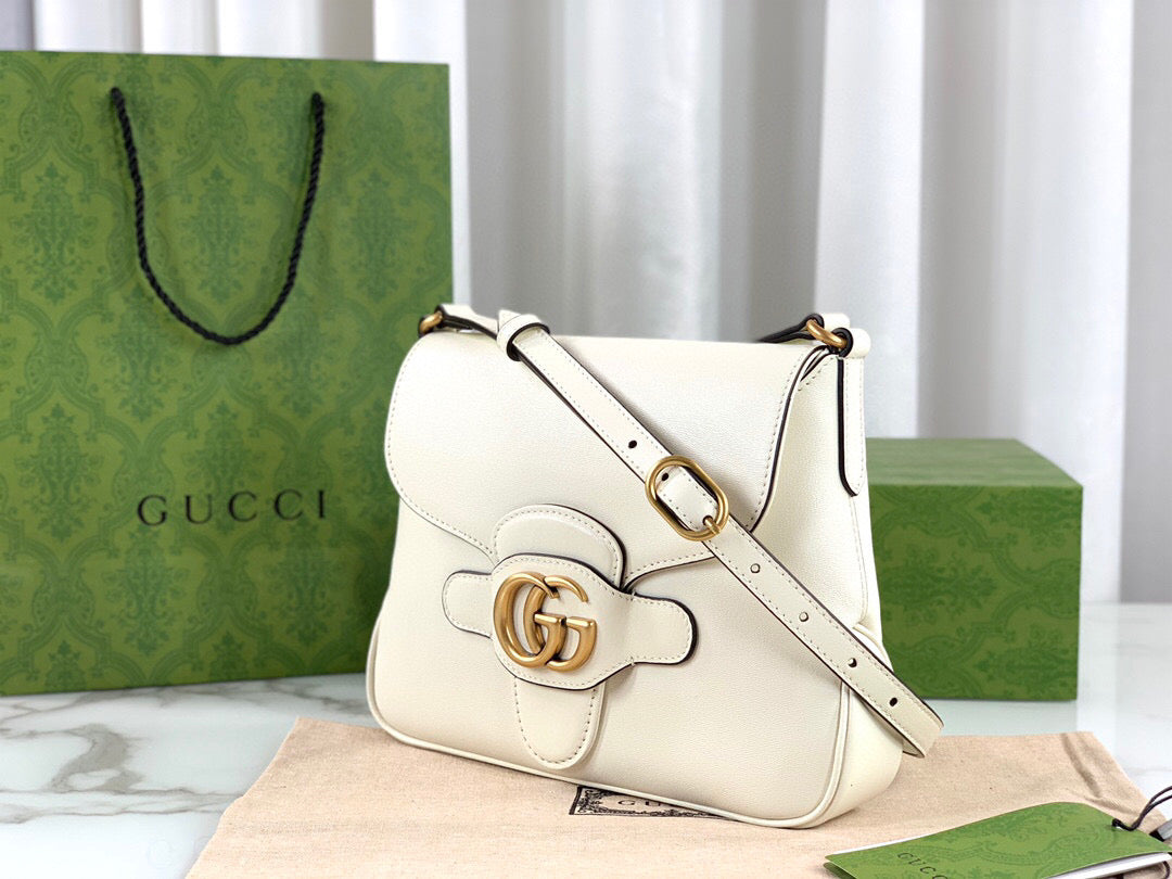 Gucci Leather Shoulder Bag Style 65