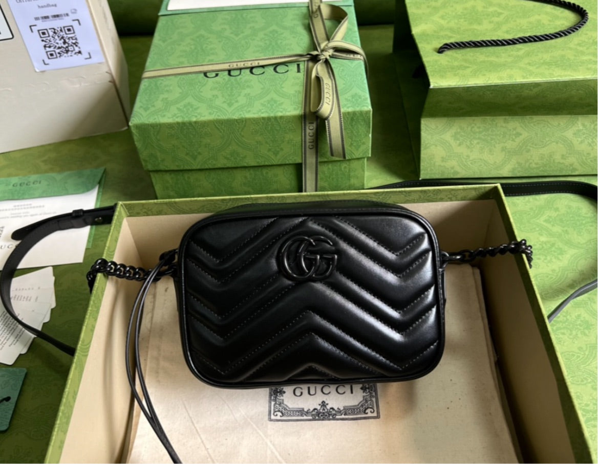 Gucci Black Shoulder Bag Style 3