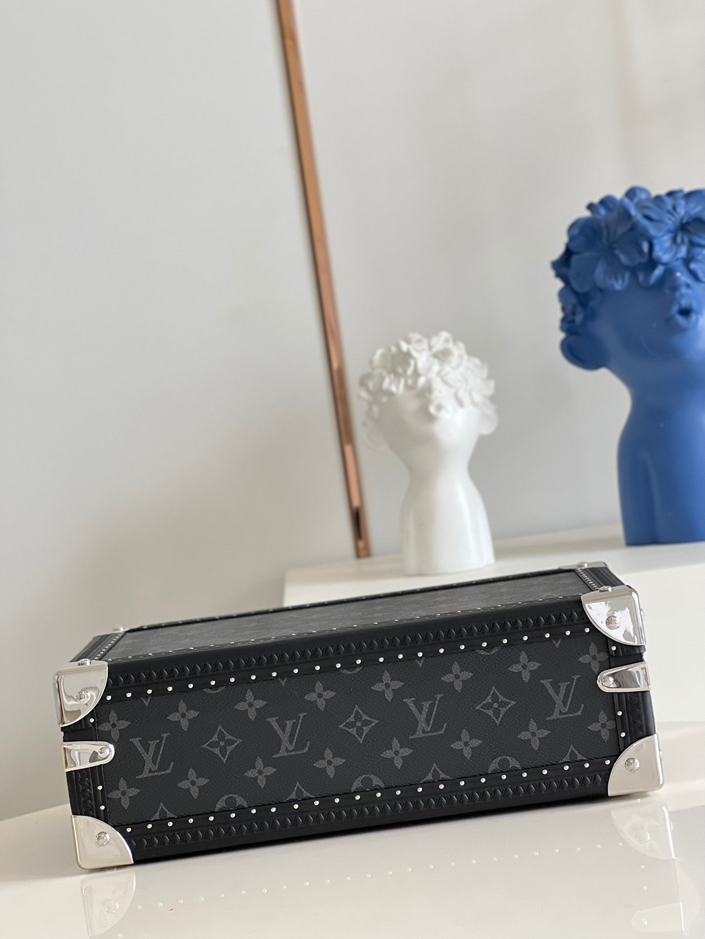 Louis Vuitton 8 Watch Case