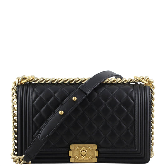 Chanel Boy Old Medium | Black 21 Series