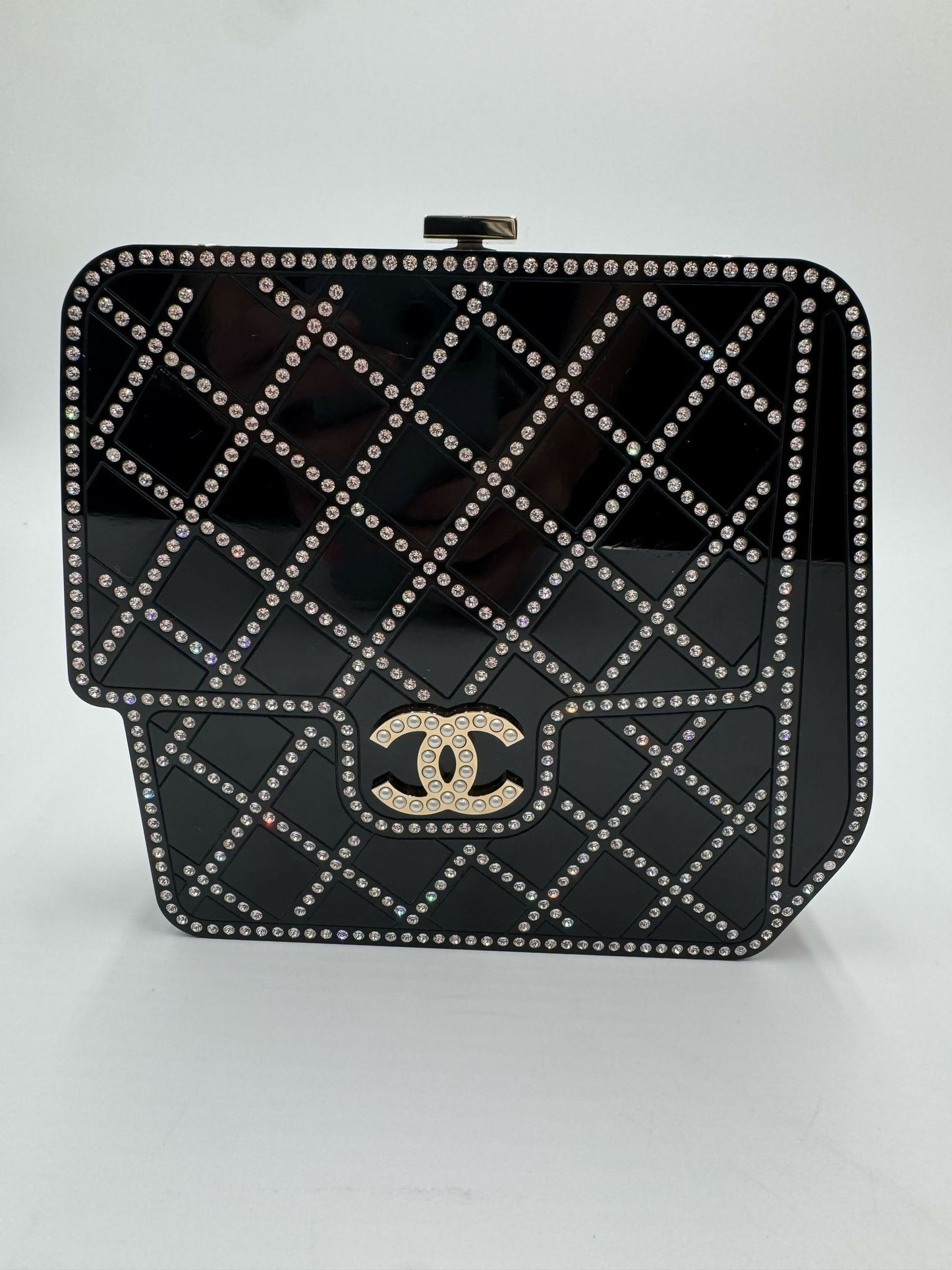 Chanel 2017 Paris-Cosmopolite Crystal Crossbody Bag MinaudiÃ¨re