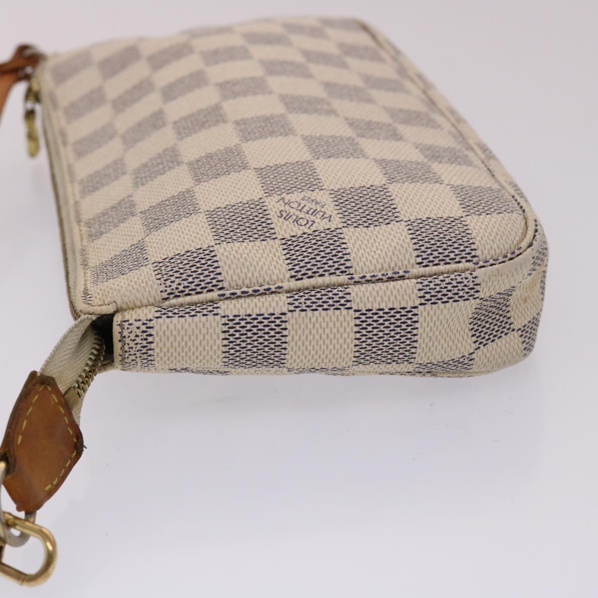 LOUIS VUITTON Damier Azur Pochette Accessoires Pouch LV Auth ki3123