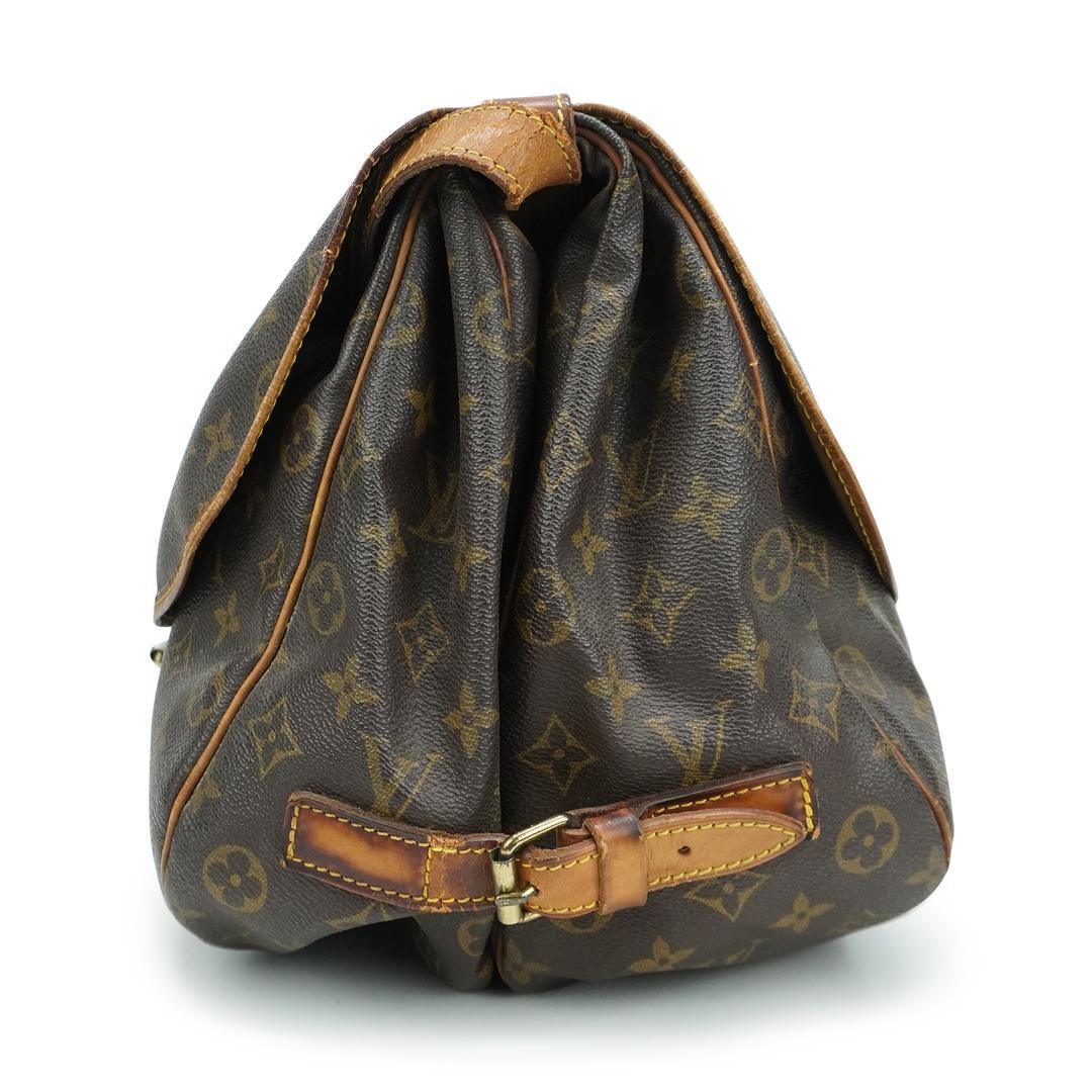 Louis Vuitton 'Saumur' Messenger Bag