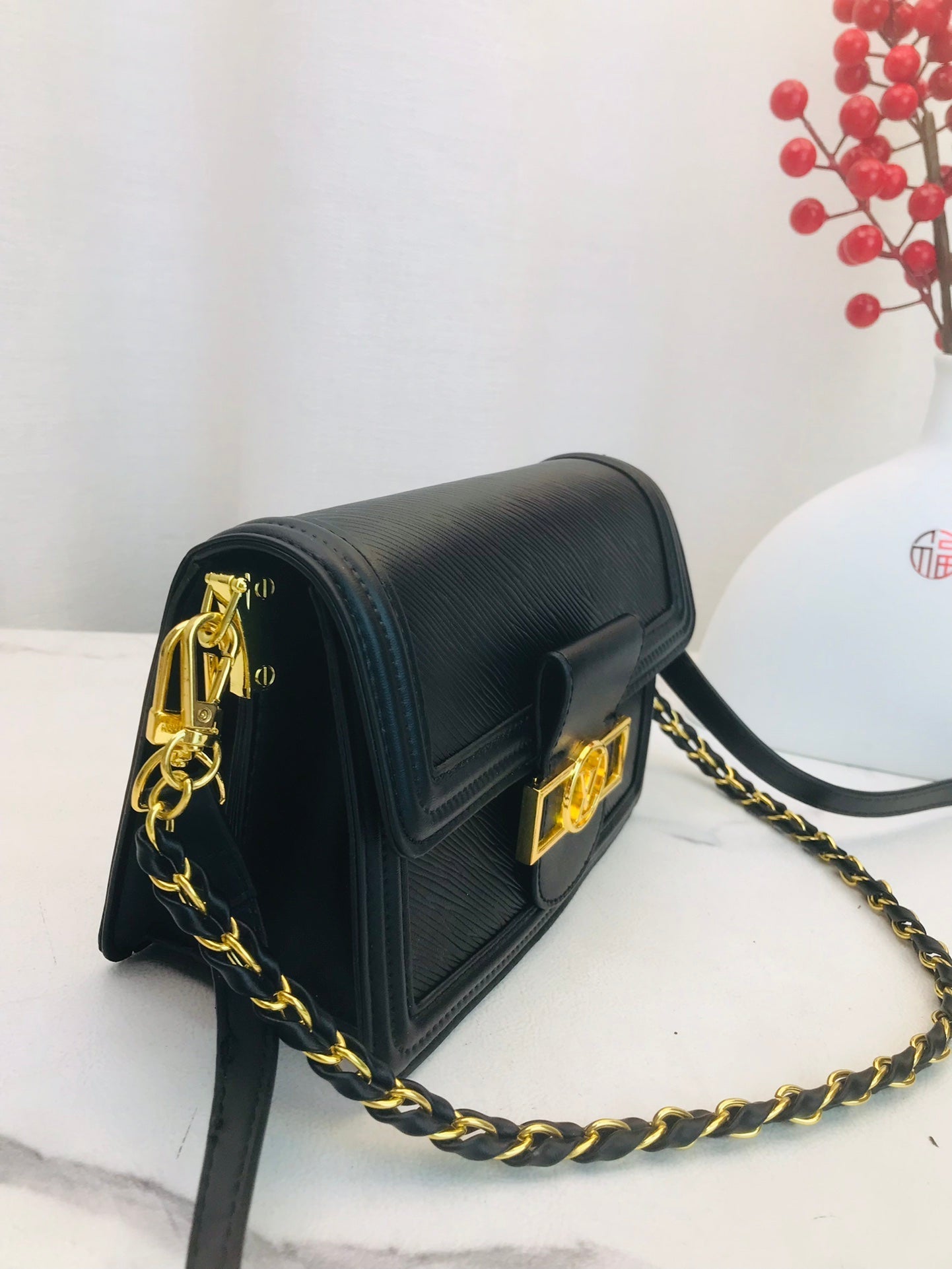 Louis vuitton handbag