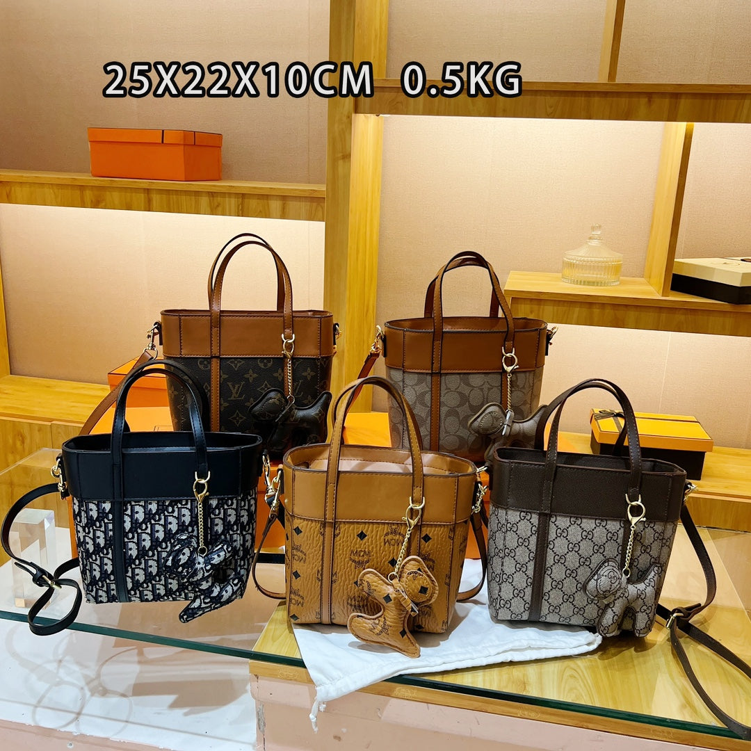 Louis Vuitton ( Christian dior, MCM, Coach, Gucci ) handbags