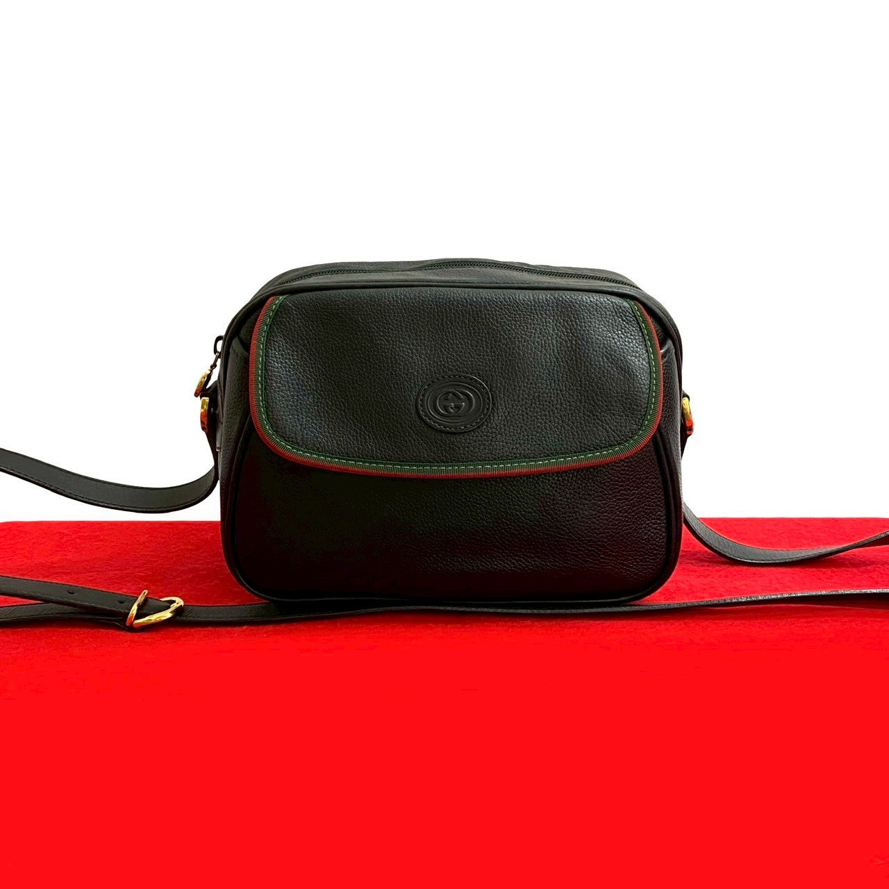 Gucci Leather Shoulder Bag