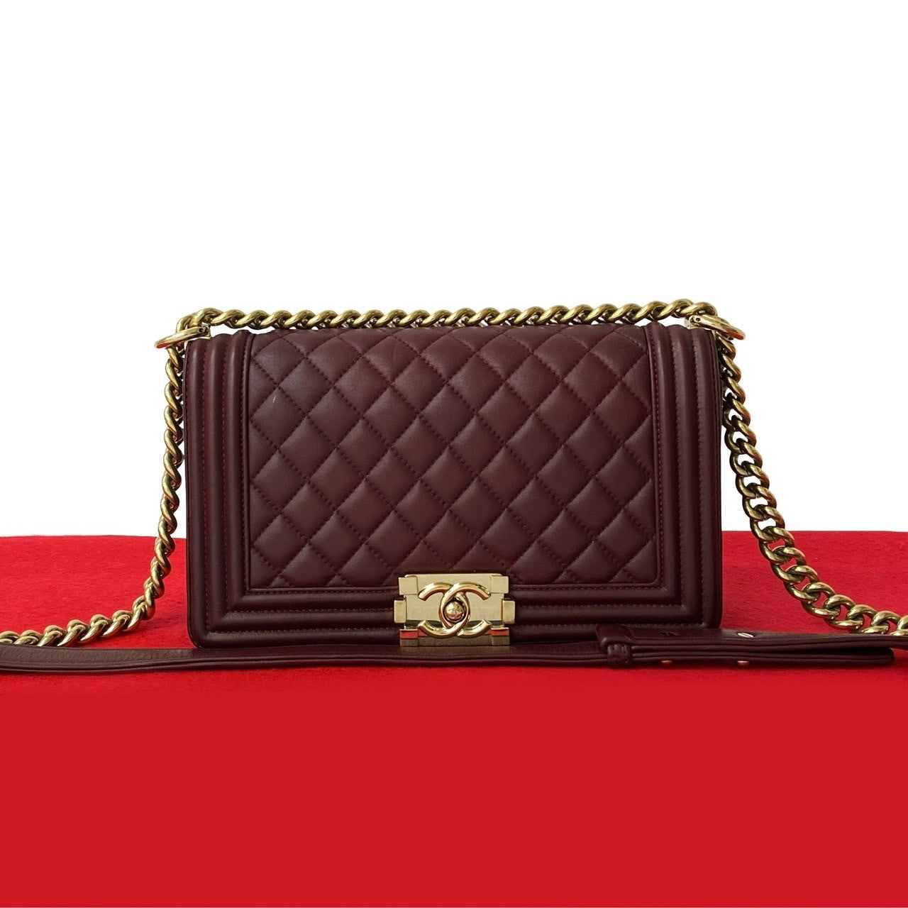 Chanel Boy Chanel MatelassÃ© Lambskin Shoulder Bag