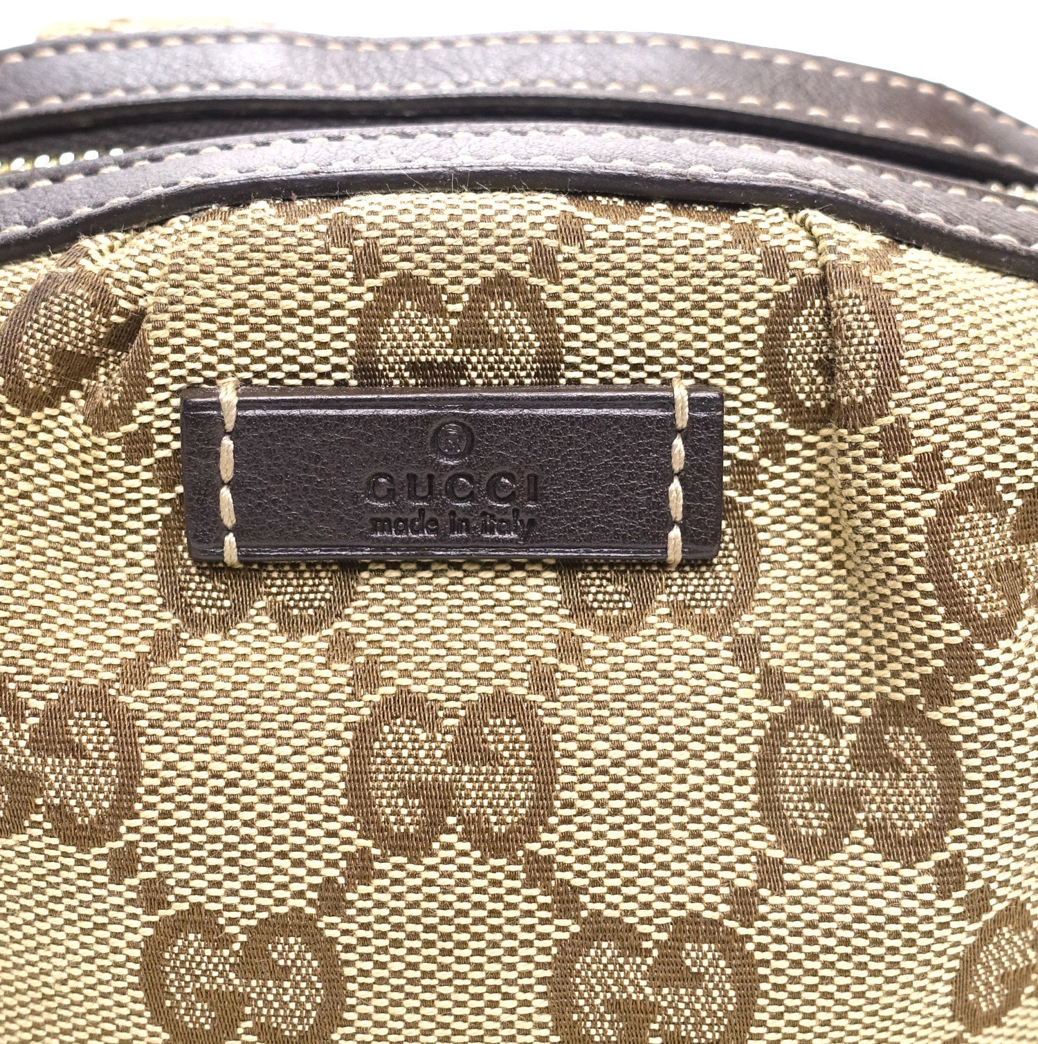 Gucci Supreme Monogram Canvas Medium Cosmetic Bag