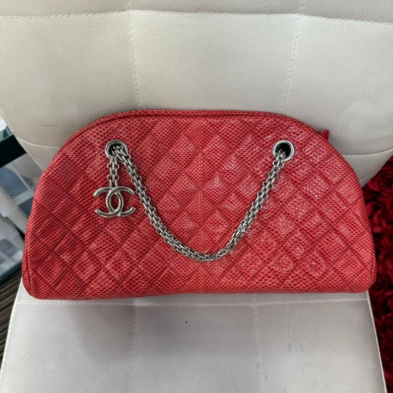 Chanel Shoulder Bag - Lynora Bags