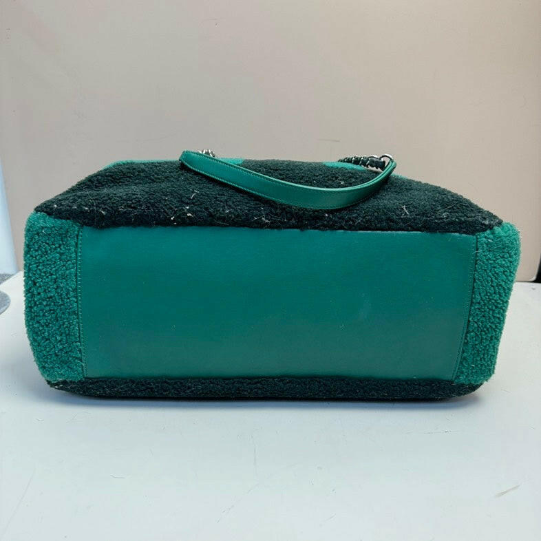 Chanel Tote Bag - Lynora Bags