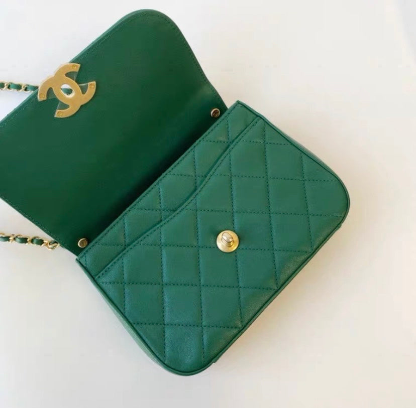 Chanel Crossbody Bag - Lynora Bags